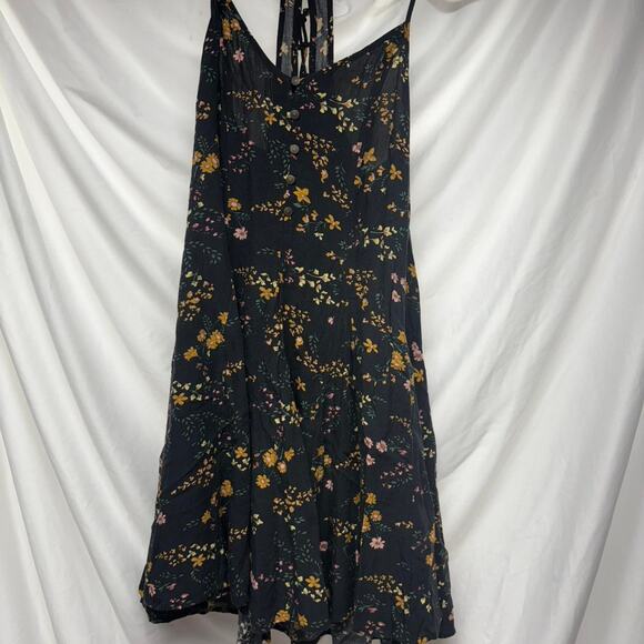 American eagle black floral lace up - Picture 5 of 5